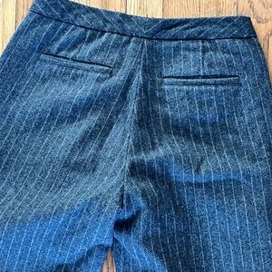 Old Navy Cuffed Pant. Wool/Polyester blend. Warm and comfortable. Size 4.